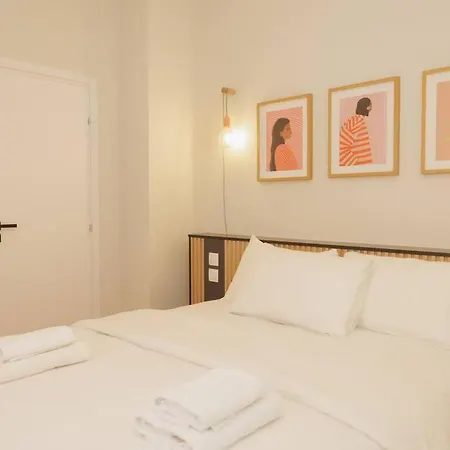 Modern 2bdr In Pagrati Apartment
