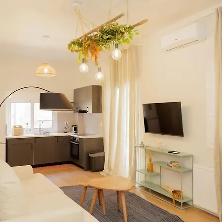Apartment Modern 2bdr In Pagrati *